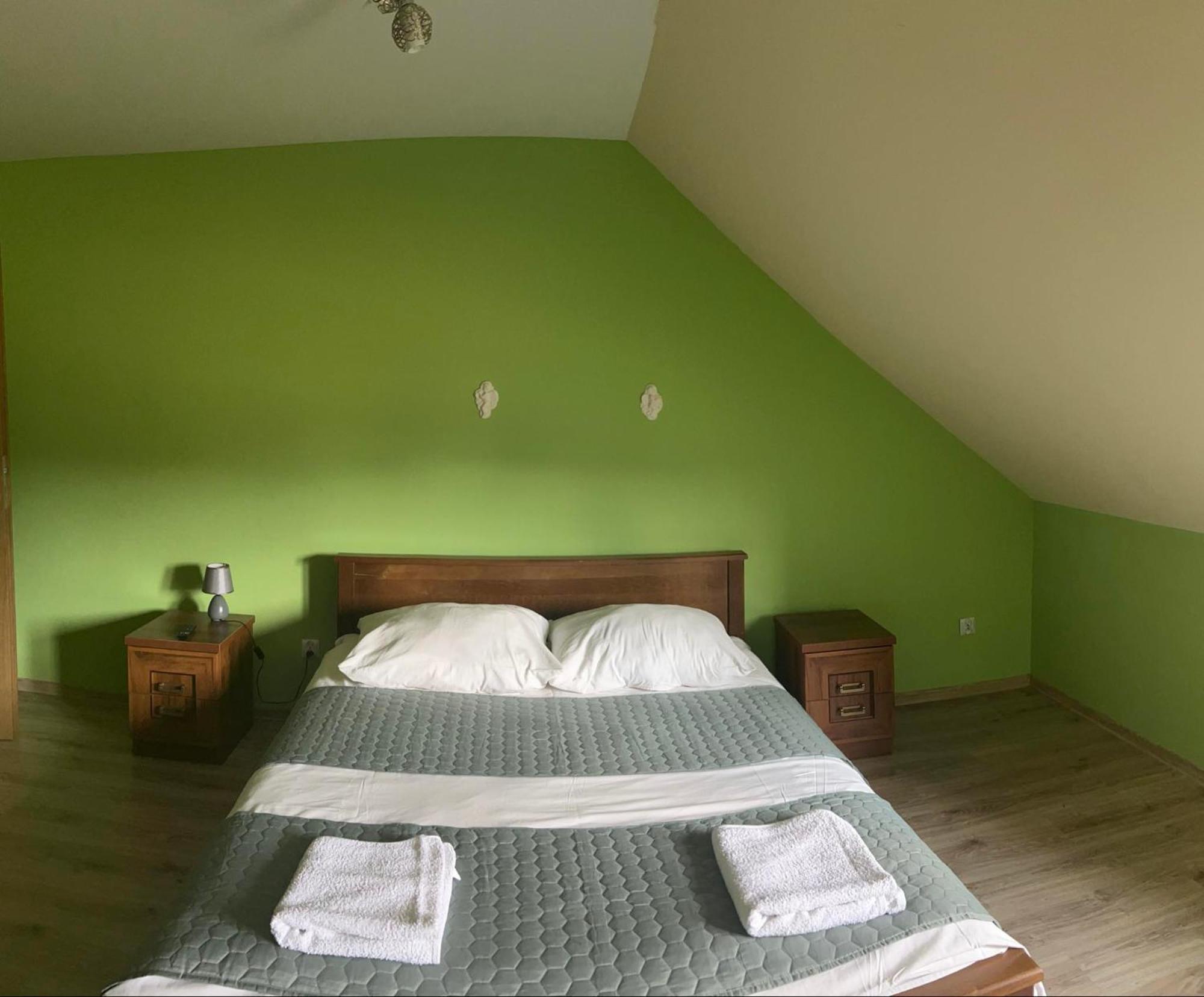 Gosciniec Na Stoku Pokoje 2,3,4 Osobowe, Cisza, Spokoj, Widok Na Stok Narciarski, Lasy, Laki Bobliwo Exterior foto